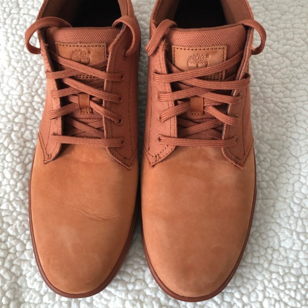 Timberland Davis Square Chukkas - EUC!